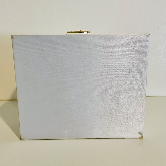 Christian Dior Parfums White Faux Leather "D" Charm Empty Storage Gift Box - Picture 11 of 16
